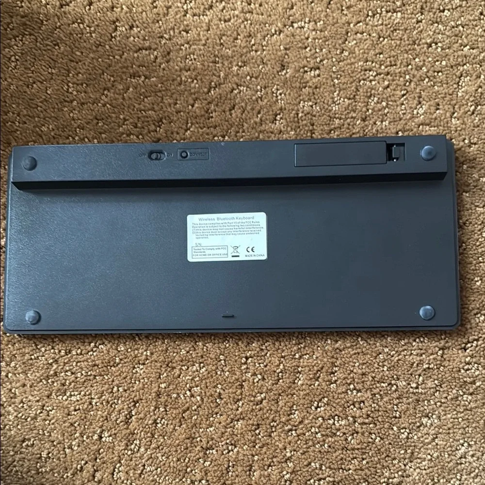 Wireless Black Keyboard